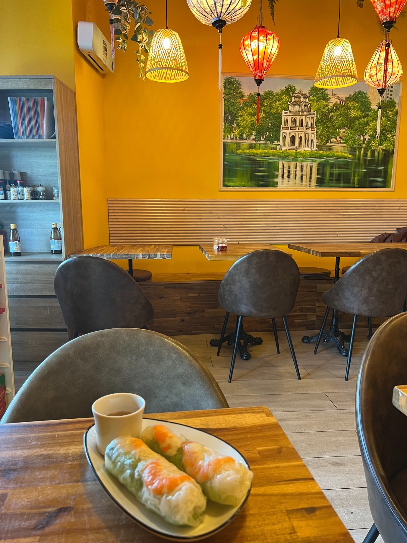 Fresh spring rolls served inside Phở Hà Nội Quán